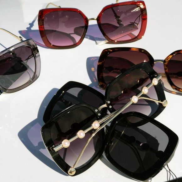 NEW Classic Pearl Accent Skinny Metal Leg UV Protection Oversize Sunglasses - Picture 3 of 11
